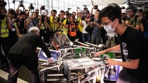 Hong Kong: Policija ispraznila aerodrom