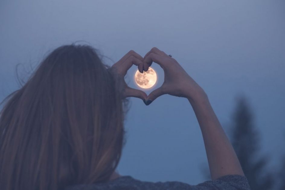 Horoskop za 5. oktobar: Bikovi pod pritiskom zbog dešavanja na poslu, Strelčeve može iznenaditi poziv nekoga iz prošlosti