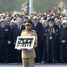 Hosni Mubarak sahranjen uz najviše vojne i državne počasti: Kočije, helikopter i garda za bivšeg egipatskog lidera