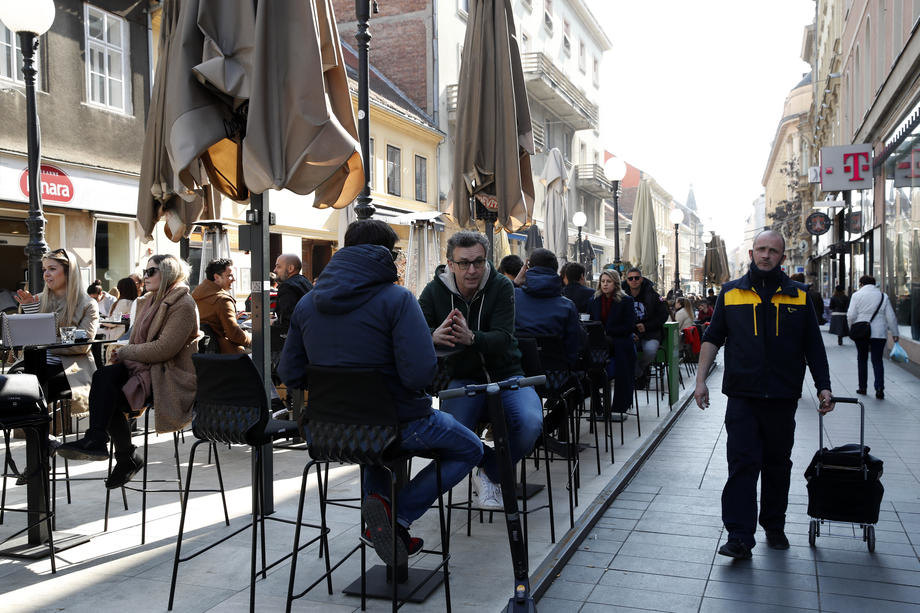 Hrvatska: Manje Srba i pravoslavaca, a više staraca i stranaca