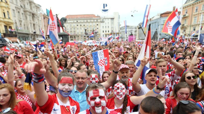 Hrvatske nogometne reprezentativce čekaju tisuće navijača