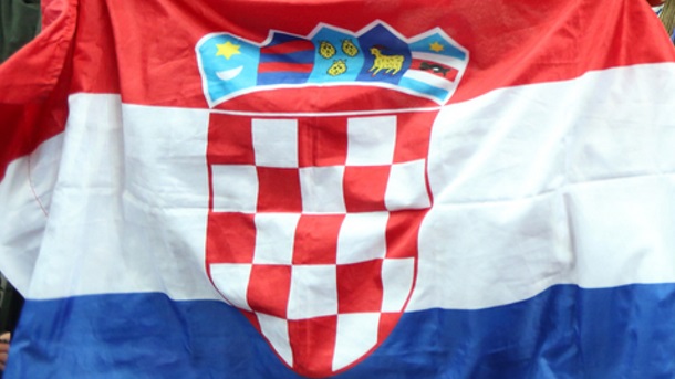 Hrvatski huligan vikao:Novinari Srbi, je**m vam majku