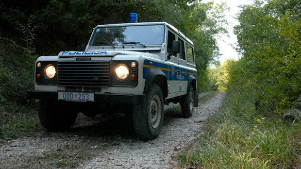 Hrvatski policajac pucao na migranta