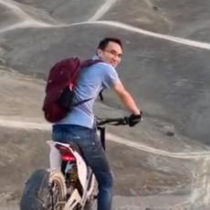 Hteo je da se spusti niz VRATOLOMNI put motociklom - posle 3 sekunde, plakaćete od smeha! (VIDEO)
