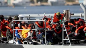 Humanitarni brod na Sredozemnom moru spasio 196 migranata