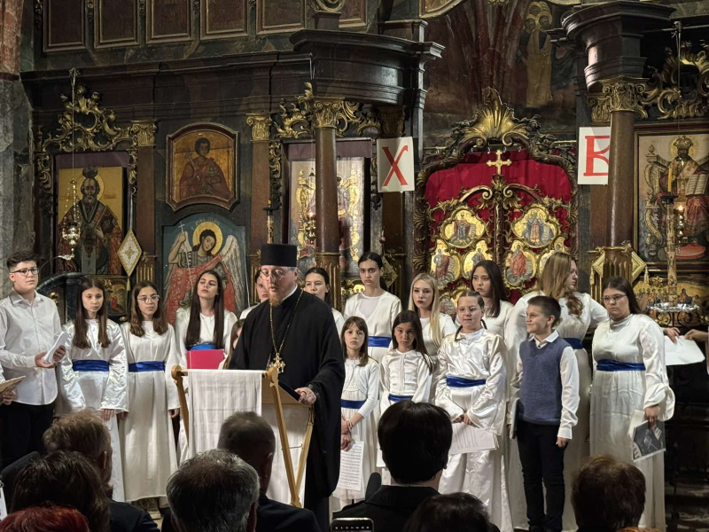 Humanitarni koncert za obnovu manastira Srpski Kovin: Glas srpske zajednice koja se okuplja i sabira oko svetinje u Mađarskoj čiji je iguman Vranjanac