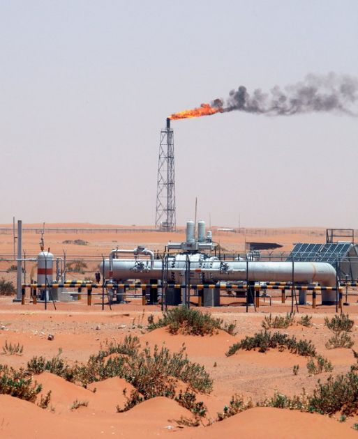 Huti: Napali smo naftno postrojenje Aramka u S. Arabiji