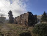 I 2 godine od najave o izmeštanju lokomotiva eksponat i dalje propada u dvorištu MIN-a