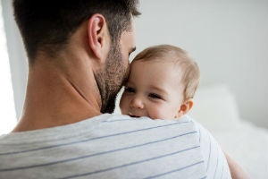 I kod njih dolazi do hormonskih promena: Tri promene koje stignu svakog muškarca kad postane tata
