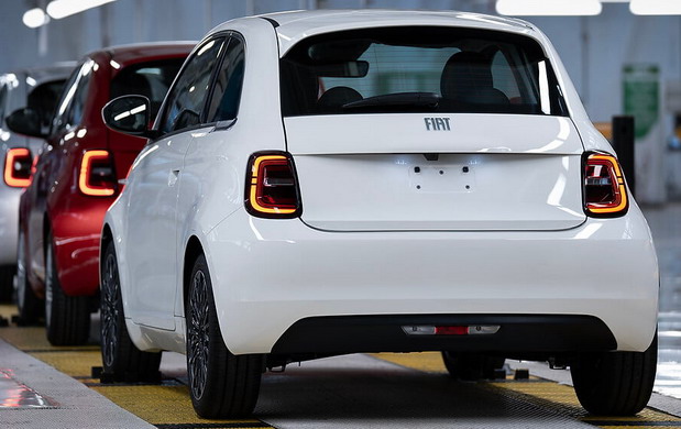 I premijerka Meloni poziva na ukidanje evropske zabrane automobila na benzin