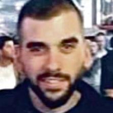 IDENTIFIKOVANA JOŠ ČETIRI HULIGANA, TRAGAJU ZA OVOM OSOBOM: Nova hapšenja u Atini zbog ubistva Mihalisa Kacurisa (29), otkriveni novi detalji