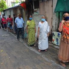 INDIJA NA KOLENIMA: Najveći broj umrlih u jednom danu od početka epidemije u toj zemlji