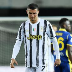 INTER MOŽE DA HLADI ŠAMPANJAC: Novi kiks Juventusa, Verona odolela na Bentegodiju, Lazović asistent
