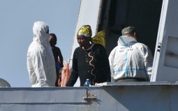 
					IOM: Prevrnuo se brod sa migrantima na Sredozemnom moru 
					
									