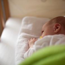 ISKUSNE MAME SAVETUJU: Uradi OVO svaki put PRE nego staviš bebu na spavanje - oduševićeš se rezultatom!