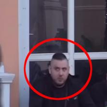 ISPLIVAO ŠOK SNIMAK - Car kao omađijan bulji u Maju Marinković: Ne može da skine pogled sa nje (VIDEO)