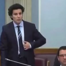 ISPLIVAO VATRENI OBRAČUN MILA I DRITANA IZ PROŠLOSTI: Đukanović ga ŽESTOKO IZVREĐAO, bura u parlamentu (VIDEO)