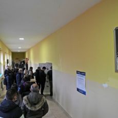 ISTORIJSKA I NAJUBEDLJIVIJA POBEDA IKADA: Srpska lista trijumfovala u Severnoj Mitrovici!