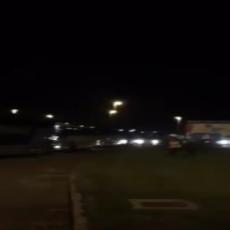 HRVATSKO IŽIVLJAVANJE PRED VASKRS Policija zaustavila srpske autobuse na granici, PRETI PUTNICIMA! (FOTO/VIDEO)