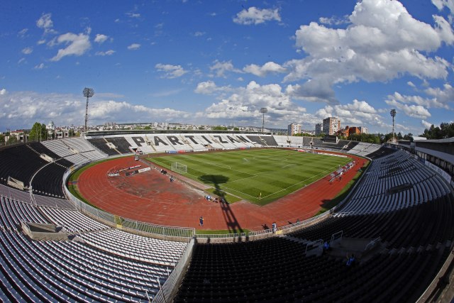 Igrači, uprava i zaposleni u Partizanu doniraju novac Vladi Srbije