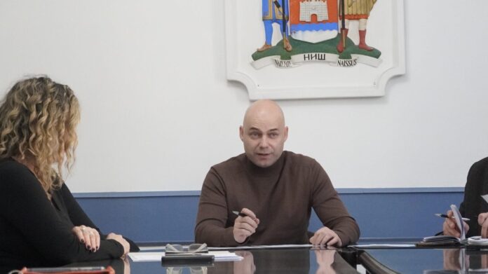 Ima li vladajuća koalicija većinu u Nišu – Stojković napustio Jedinstvenu Srbiju, delovaće kao samostalni odbornik