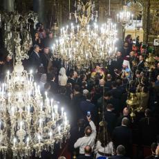 Incident na bogosluženju u novoj ukrajinskoj crkvi: NACISTIČKI POKLIČI u momentu proglašenja NEZAVISNOSTI!