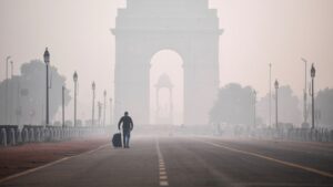 Indija i zagađenje vazduha: Pronalazač reciklira smog u podne pločice
