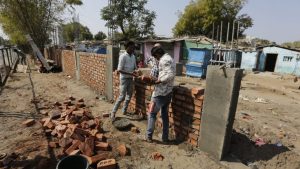 Indija podigla zid pored siromašne četvrti uoči Trampove posete