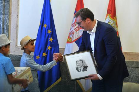 Info Park: Gest Vučića prekretnica u politici Srbije prema tražiocima azila