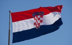 
					Inicijativa mladih pozvala hrvatski državni vrh da se izvini žrtvama Oluje 
					
									