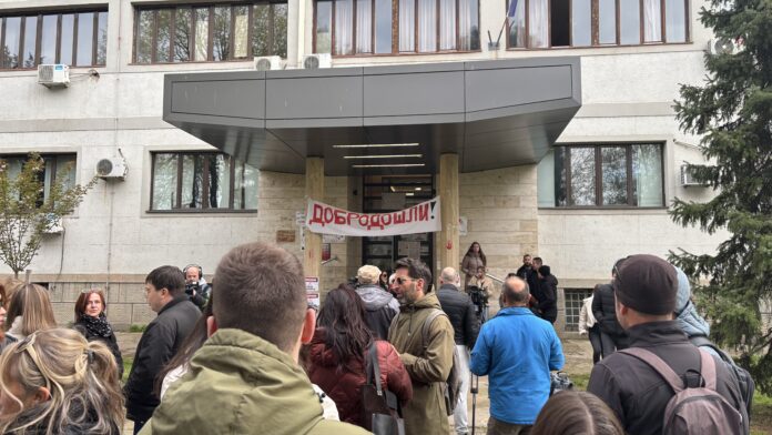 Inicijativu za smenu dekana niškog Medicinskog fakulteta potpisalo više od 350 profesora
