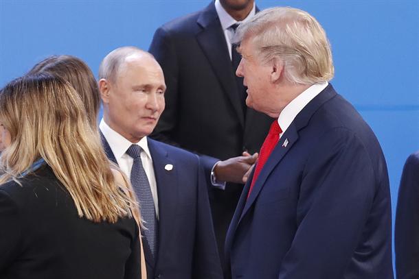 Ipak održan kratak sastanak Putina i Trampa