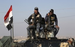 
					Iračke sprecijalne snage ušle u bazu kod aerodroma u Mosulu 
					
									