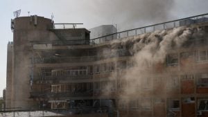 Iranske rakete pogodile bolnicu u Izraelu, ima ranjenih širom zemlje