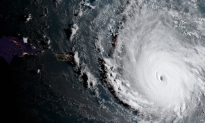 Irma sve bliža obali! Uragan donosi katastrofu! (UŽIVO VIDEO)