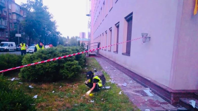 Ispaljena raketa na zgradu televizije u Kijevu