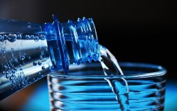 
					Istina o količini vode potrebnoj našem organizmu 
					
									