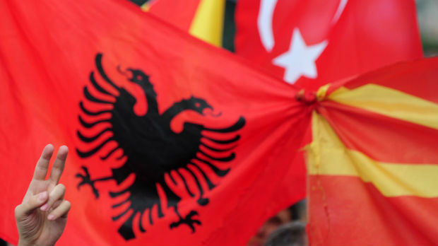 Istorijski trenutak u Skoplju, prva makedonsko-albanska predizborna koalicija
