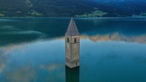 Italija Iz jezera izniklo selo koje je potopljeno pre više od 70 godina