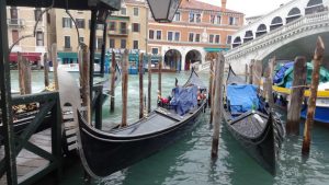 Italija poziva turiste da se vrate, izražene sumnje u metodologiju registrovanja zaraženih
