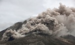 Italijanski par sa sinom upao u krater vulkana i poginuo