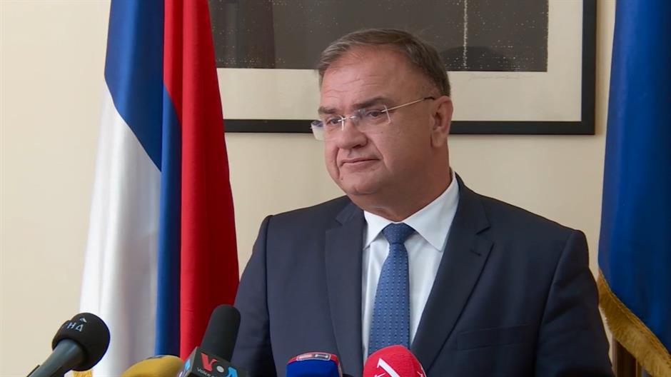 Ivanić: Neću Vučiću tražiti dokaze o mešanju stranaca