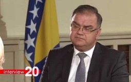 
					Ivanić sa Džonsonom: Organizovati zajednički sastanak vlasti Srbije, Hrvatske i BiH 
					
									