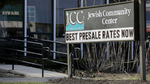 Iz osvete devojci pretio jevrejskim centrima u SAD
