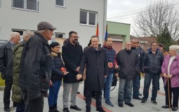 
					Izbegličkim porodicama iz BiH i Hrvatske uručeni ključevi 12 stanova u Žabarima 
					
									