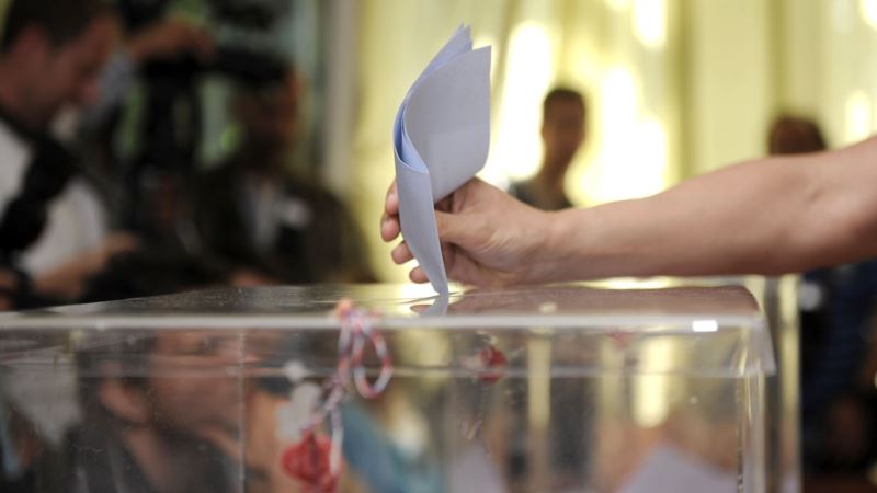 Izbori u Srbiji u centru pažnje građana Crne Gore