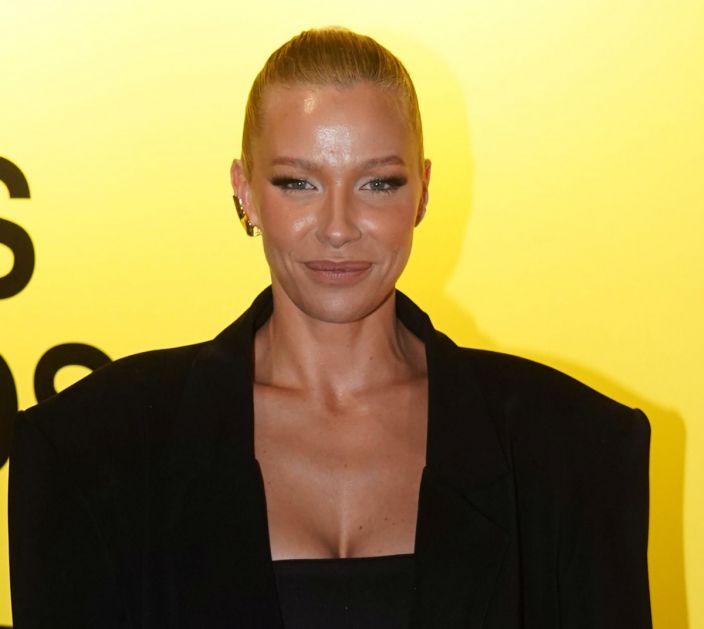 Izdužuje mišiće, jača telo i transformiše izgled: Kristina Bekvalac pokazala kako održava savršenu liniju (FOTO)