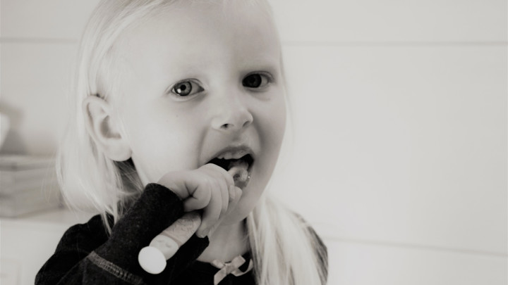 Izgubila je zub koji je čuvala za Zubić vilu, ali je od učiteljice dobila najlepše opravdanje (FOTO)