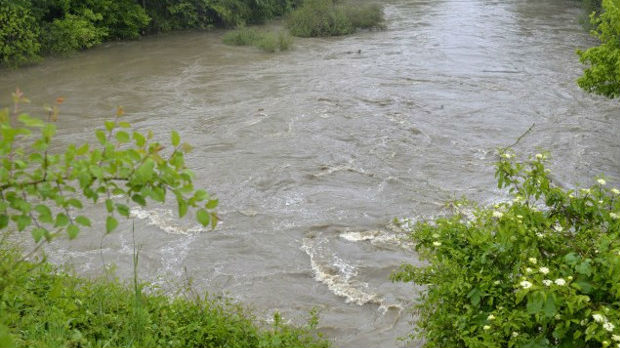 Više opština se bori s poplavama – evakuisana domaćinstva, šteta na infrastrukturi