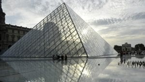 Izložbu o Da Vinčiju u pariskom Luvru posetilo više od milion ljudi